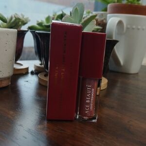 Ace Beaute Liquid Eyeshadow in Rich Burgundy